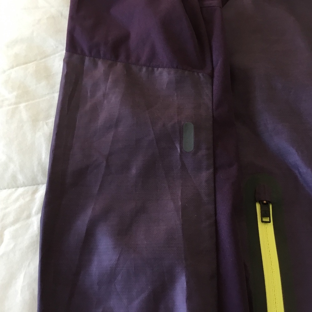 Reebok Playshield Running Jacket - image 7